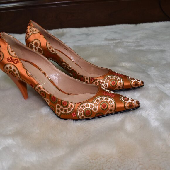 Casadei Orange Pointed Toe Pumps Heels Size 10 /9.5 Made in Italy New - Picture 12 of 15